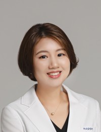 평이사 정서린